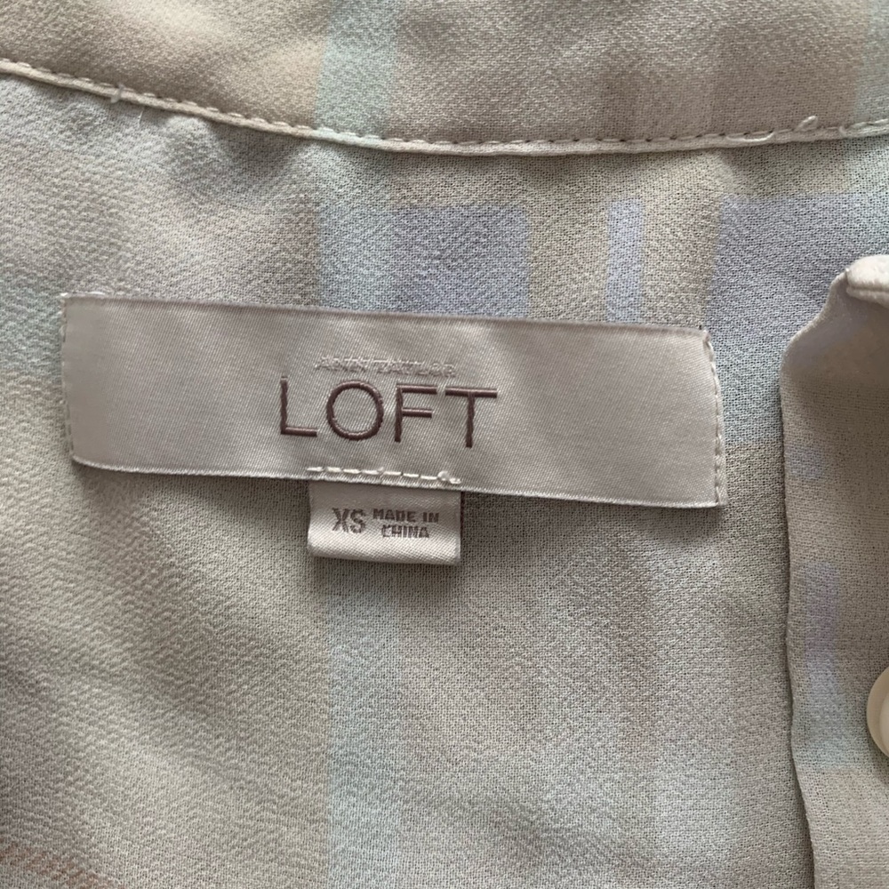 Loft plaid button up shirt XS - Picture 3 of 4